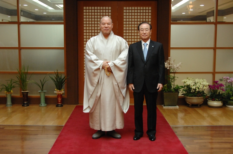 2011.02.11_SBS회장,사장 예방1